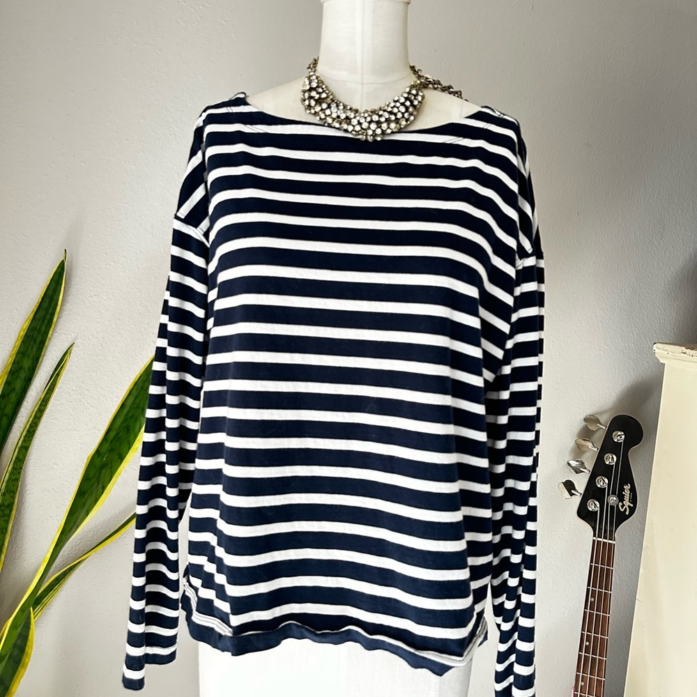 Old Navy Women's Long Sleeve Striped Top - Navy and White Boatneck